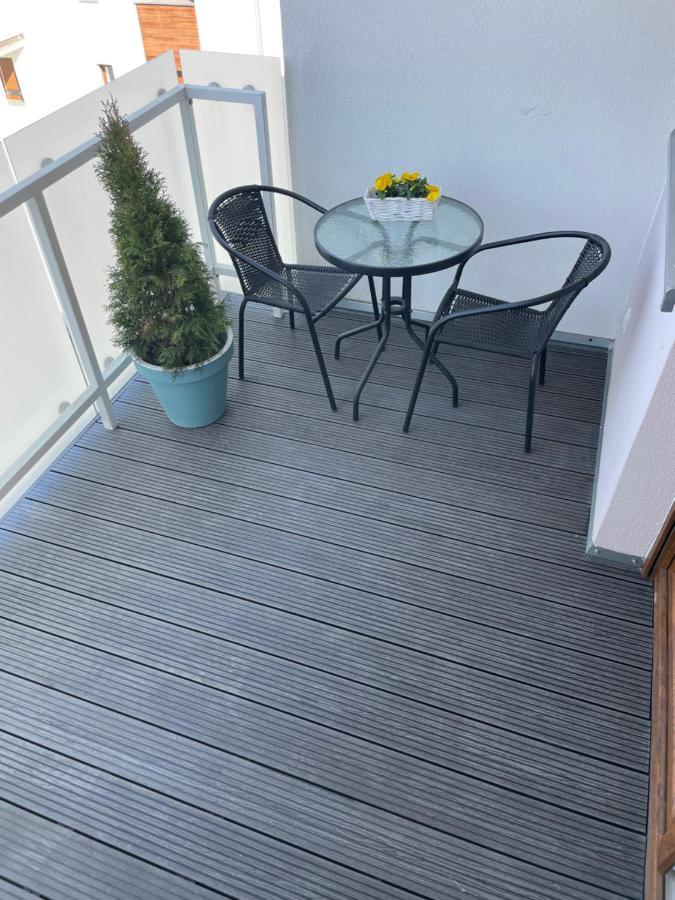 Apartament Royal Chelmonskiego Śrem Exteriör bild